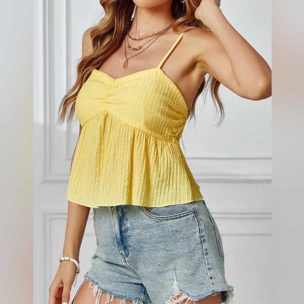 Short blouse - Picture 1 of 5